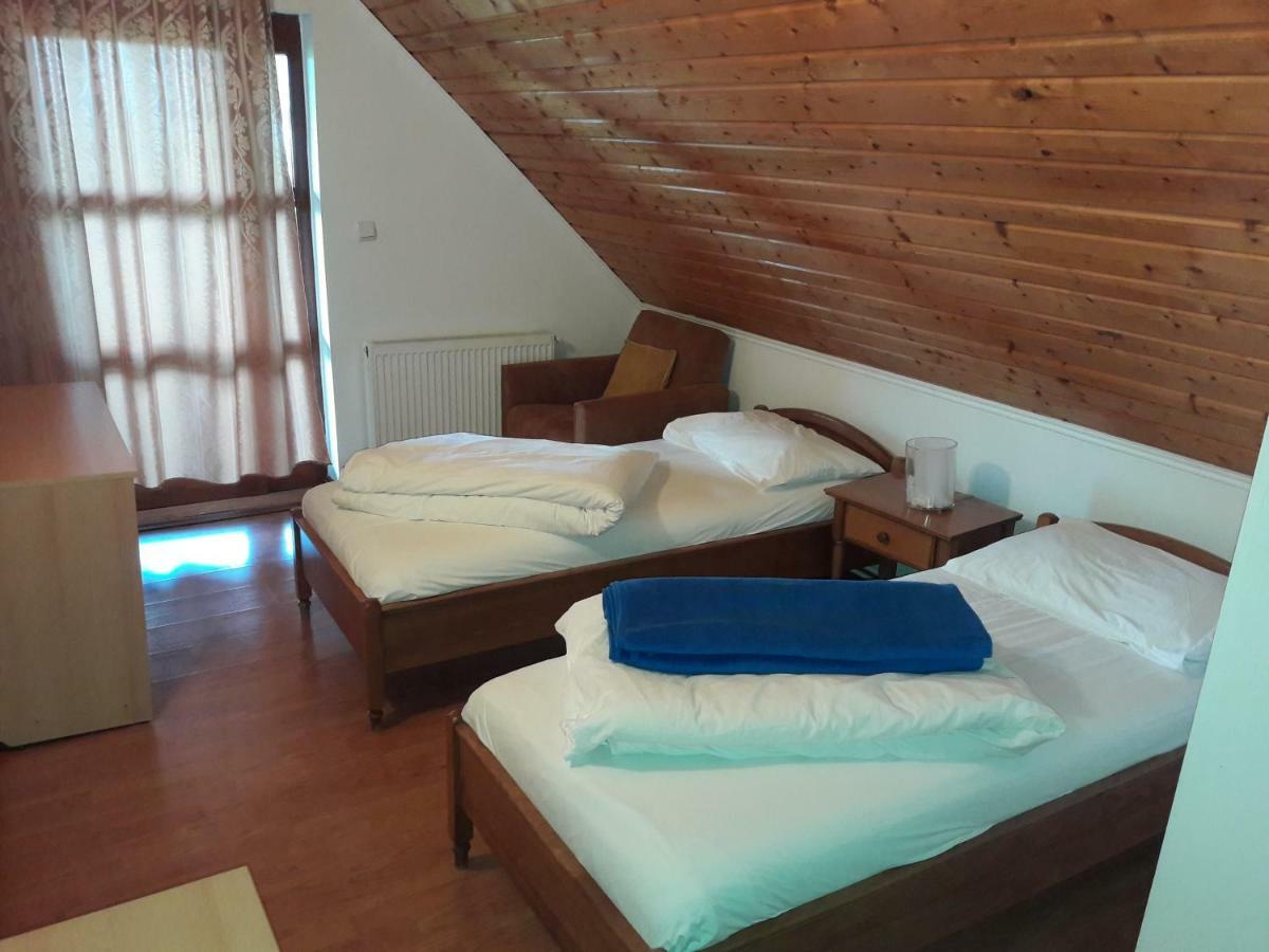 Casa Delureni ภายนอก รูปภาพ